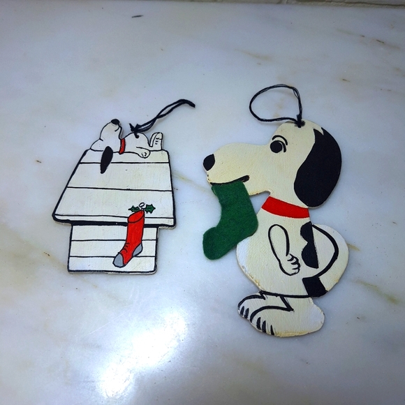 SNOOPY WOOD ORNAMENT CHRISTMAS PEANUTS, Vtg, Hand Crafted - Picture 1 of 5
